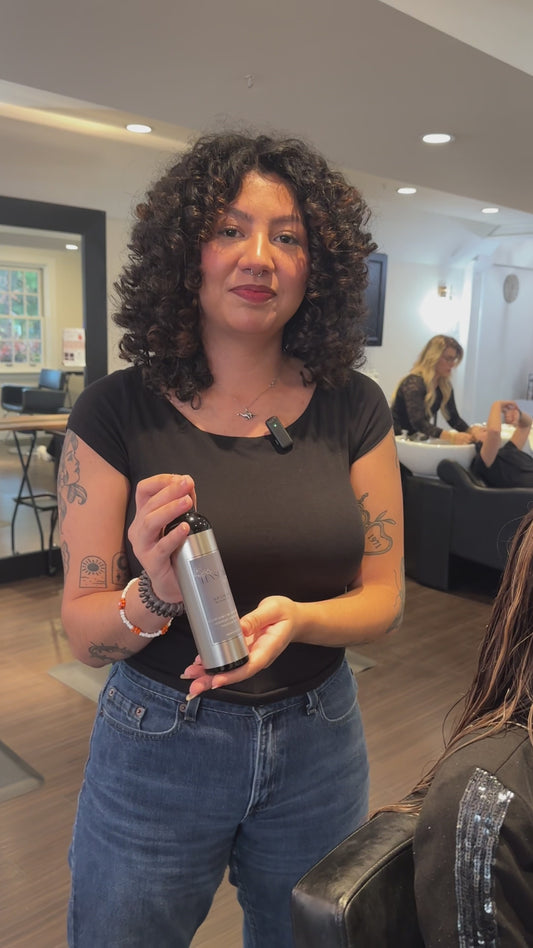 Slip Stream Detangling Mist